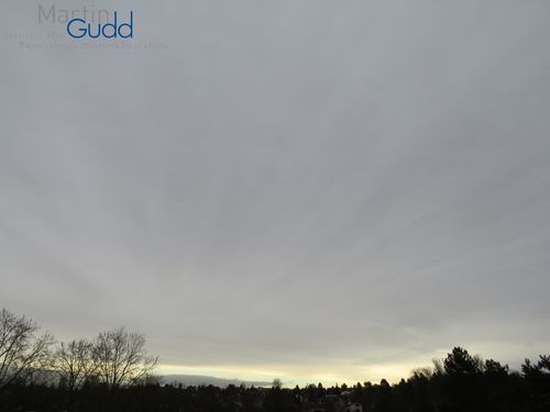 Typischer Altostratus opacus radiatus